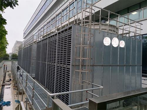 開式冷卻塔電機和水盤保護措施(開式冷卻塔一般能降