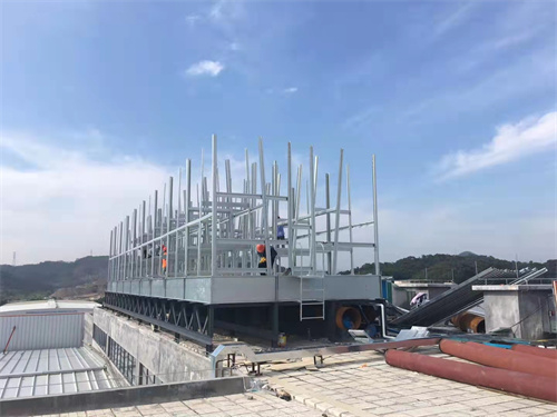 淺談冷卻塔冬季結(jié)冰問題(冷卻塔補水如何避免結(jié)冰)