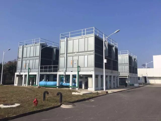 康明冷卻教你如何正確使用冷卻塔(冷卻塔布置標準)